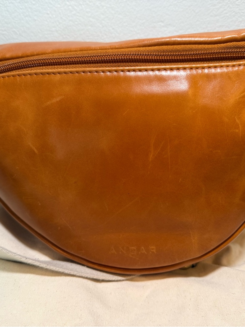Andar Tatum Sling Bum bag - Picture 5 of 10
